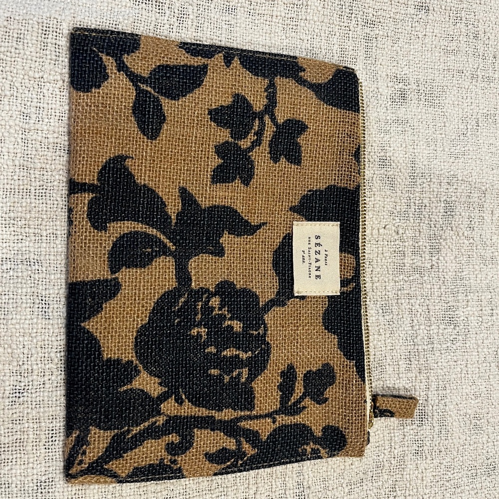 Jute toiletry bag